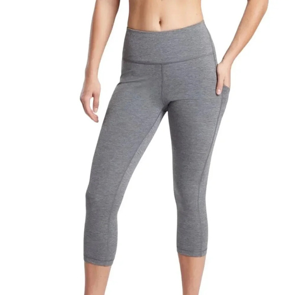 NWT! ATHLETA Ultimate Stash Pocket Capri Leggings - Picture 4 of 10